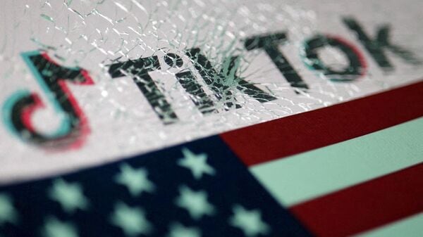 Government sources said on Friday that the ban on TikTok has not been lifted. The statement came after several users reported that they could access the website of the China-based video streaming platform. 