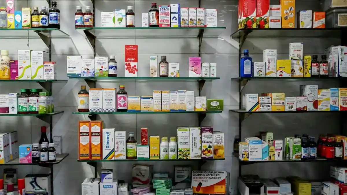 The central government is considering a proposal that would require pharmacies to dispense medicines in exact quantities as prescribed by doctors—selling