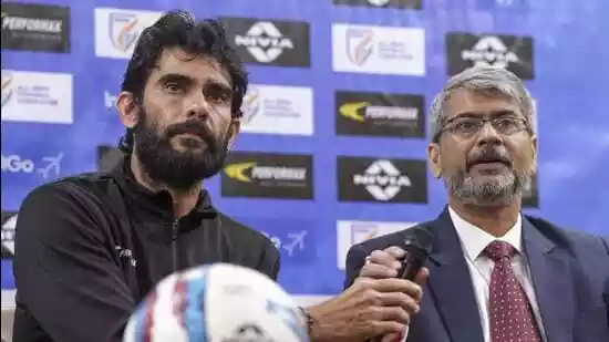 Senior advocate Gopal Sankaranarayanan assisting the court as amicus curiae supported the view taken by the government <b>New Delhi:</b> The