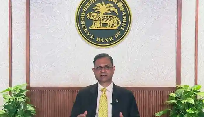 GST is likely to bring a one-off relief to inflation, depending on when producers pass through the cuts to consumer prices. GST has been cut for a wide range of food and non-food items, likely leading to a broad-based easing of inflation. <strong>New Delhi:</strong> Inflation is less of a worry this fiscal, with GST rate cuts and low crude prices likely to keep prices in check, according to a Crisil report, which predicts that the initiation of the US Federal Reserve's (Fed's) rate cuts has also added space for the RBI to cut rates.