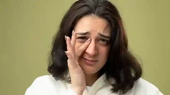 Gurgaon eye surgeon with 26 years experience lists hidden signs your eyes reveal