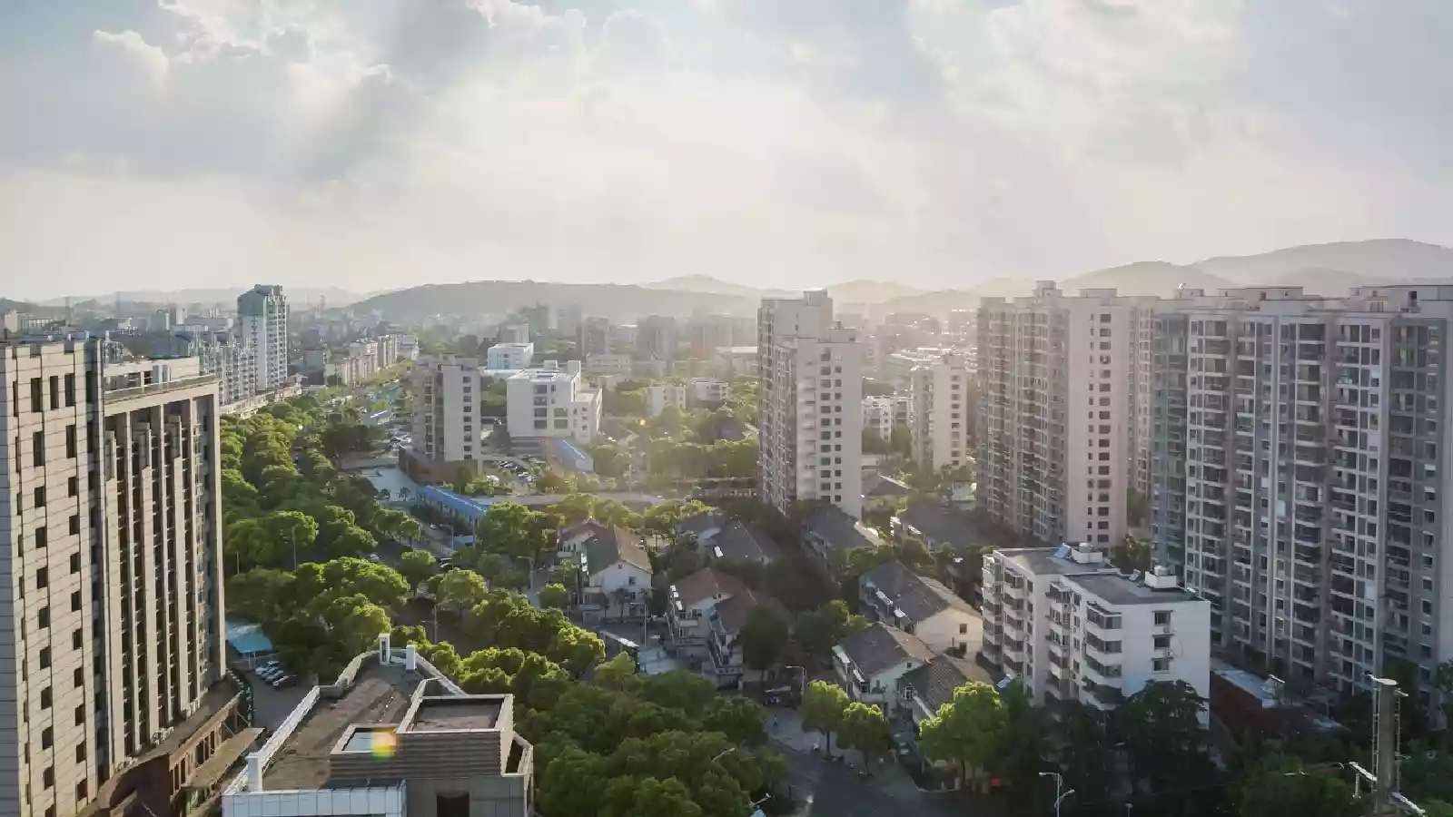 Gurugram Beats Mumbai In Ultra-Luxury Home Sales In 2025