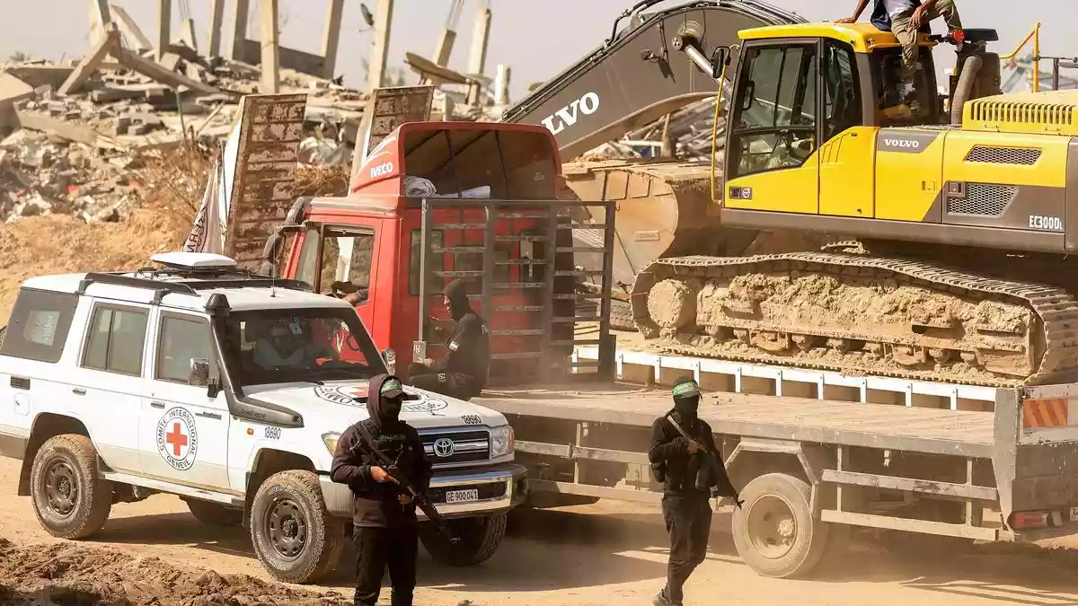 Hamas says will give up arms to a Palestinian authority 