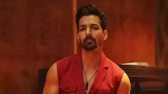 Harshvardhan calls for end to nepotism debate after Deewaniy