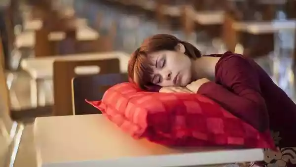 One of the growing problems with today's lifestyle is the irregularity in meal timings. More and more people are having dinner late at night, even after 10 PM