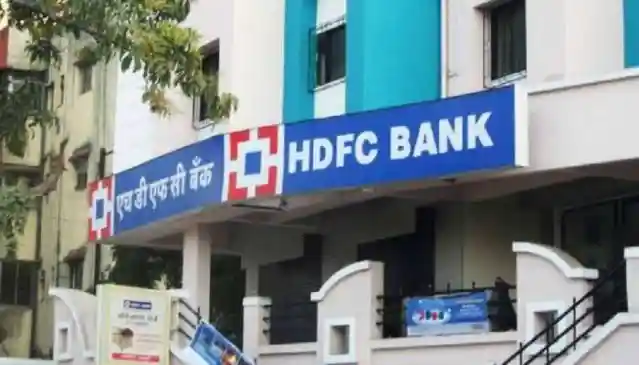 HDFC Bank changes debit card lounge access rules from today
