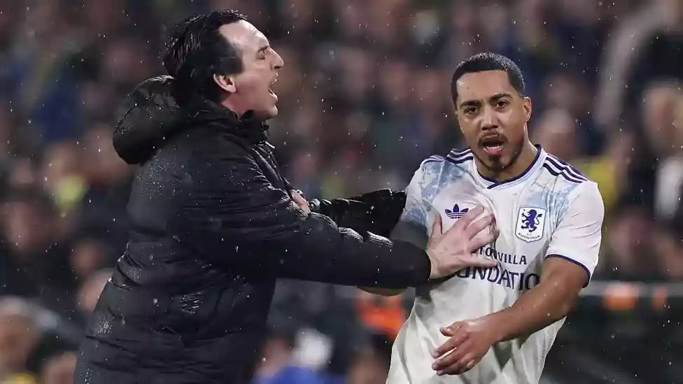 Aston Villa</b> manager Unai Emery played down a heated touchline incident with midfielder Youri Tielemans after substituting him during the Europa