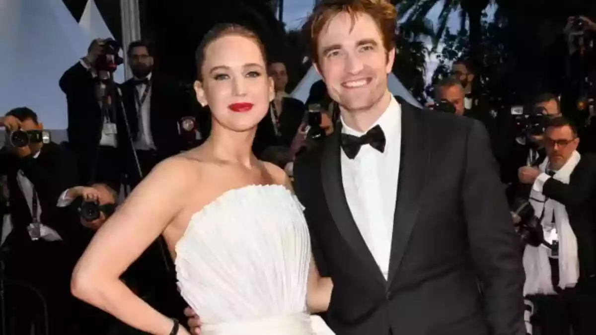 Jennifer Lawrence says trust, not choreography, defined her intimate scenes with Robert Pattinson in her new film Die My Love. The Oscar-winning actor revealed