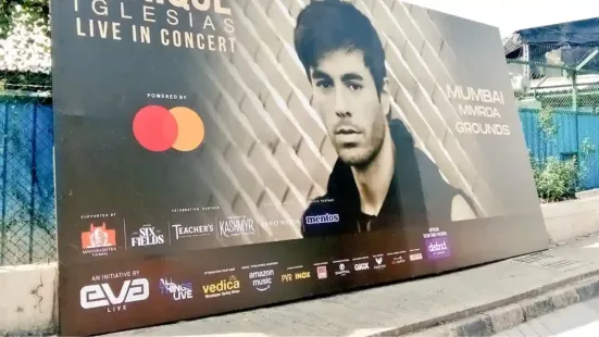 The Grammy-winning global pop star Enrique Iglesias made a grand comeback to India after 13 long years and lit up Mumbai with his power-packed performance on