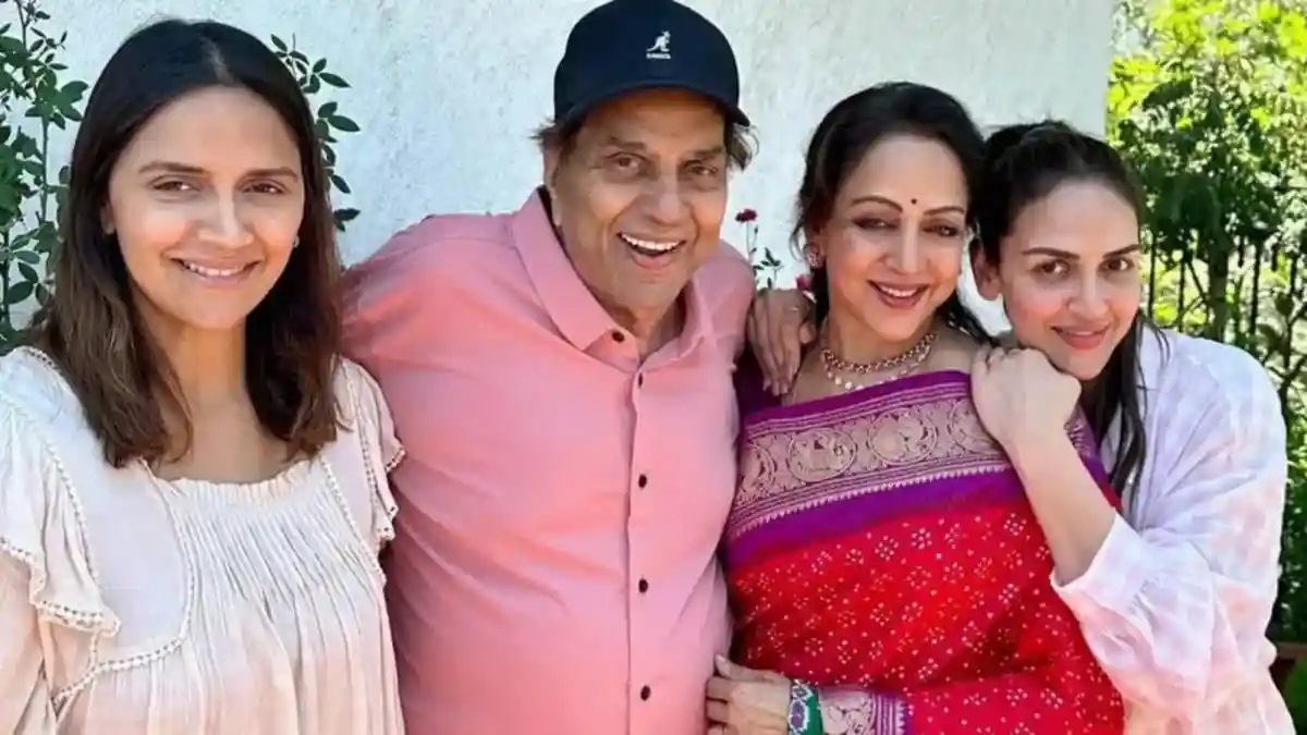 As the Deol family continues to come to terms with the loss of Dharmendra, remembrance gatherings are being held to honour the legendary actor's life and
