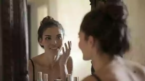 Taking care of your skin before bed is very important. While you sleep, your skin repairs itself from the damage it gets during the day. Sun, pollution, makeup