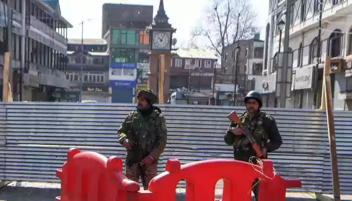 High alert sounded in Kashmir on eve of Juma-tul-Vida amid Middle East tension