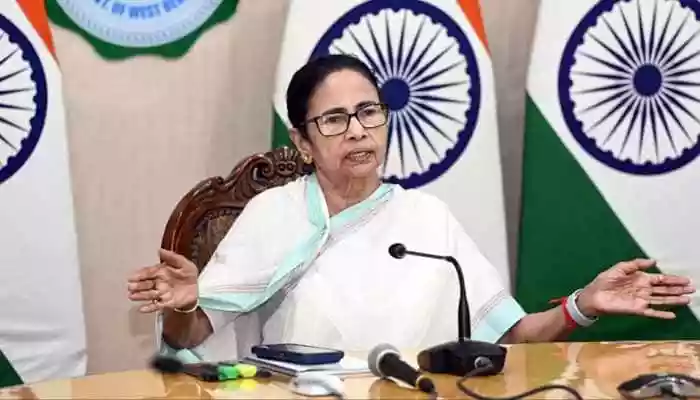 High Drama As Mamata Reaches I-PAC Chief’s Kolkata Residence During ED Raid