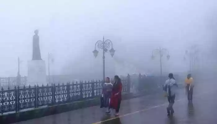 The IMD forecast light snowfall in Himachal's high hills till January 2, while dense fog may disrupt visibility across several lower districts