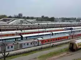 <strong>Holi Special trains 2026:</strong> Indian Railways has planned to operate more than 1,410 Holi Special trains this year to manage the