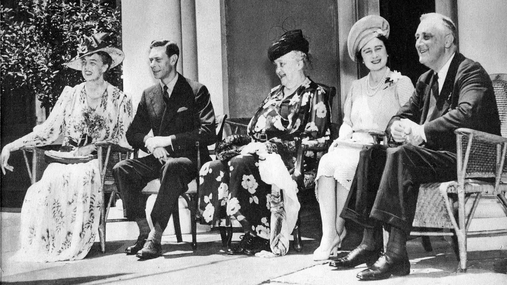 As the Nazis were advancing in Europe, President Roosevelt invited King George VI and his consort for a visit to his country home