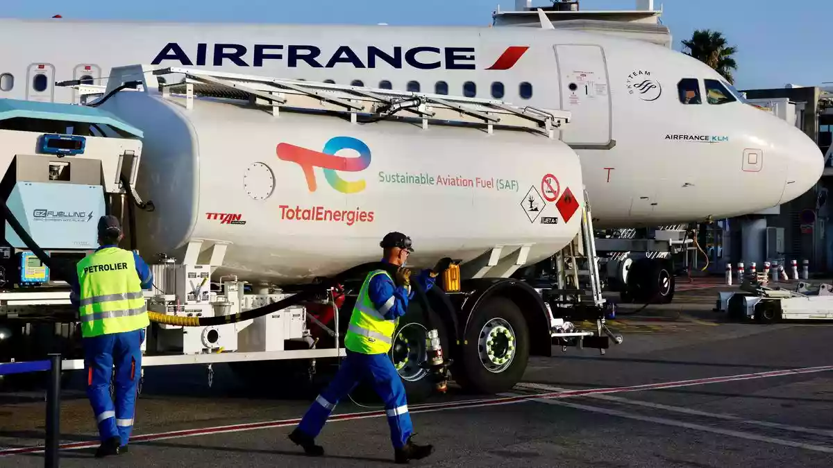 An Indian government notification on April 17 tapped ethanol to make Sustainable Aviation Fuel (SAF). Aviation has been hard to decarbonise because aircraft