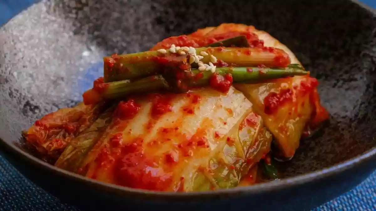 How Kimchi, A Traditional Korean Dish Can Help Protect You From Winter Illnesses