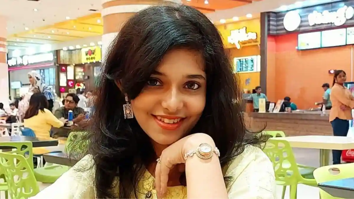How Kolkata’s Divya Thakur Turned Her CA Dream Into A Stepping Stone For A Career In Finance