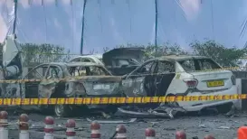 The chaos and panic that spread after the Red Fort blast in Delhi on Monday, which killed ten people and injured several others, made it difficult for families