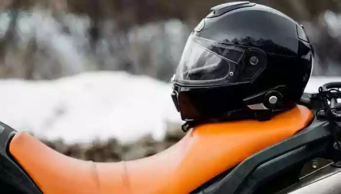 According to the viral clip, the man had been stopped by traffic authorities for riding without a helmet. Instead of accepting the fine