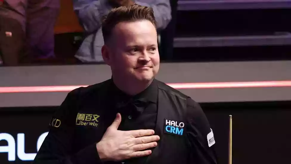 Mark Allen suffered a devastating final-frame defeat by Wu Yize - missing a match-winning black off its spot in an extraordinary penultimate frame that would