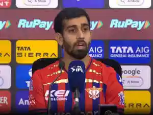 Prince Yadav of Lucknow Super Giants took the crucial wicket of Virat Kohli with a brilliant delivery. This performance helped his team secure a win against