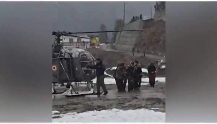 The evacuation was carried out at an altitude of around 9,000 feet above mean sea level, despite active snowfall and poor visibility