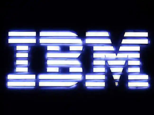 IBM beats fourth-quarter revenue estimates as AI clamor boosts software demand