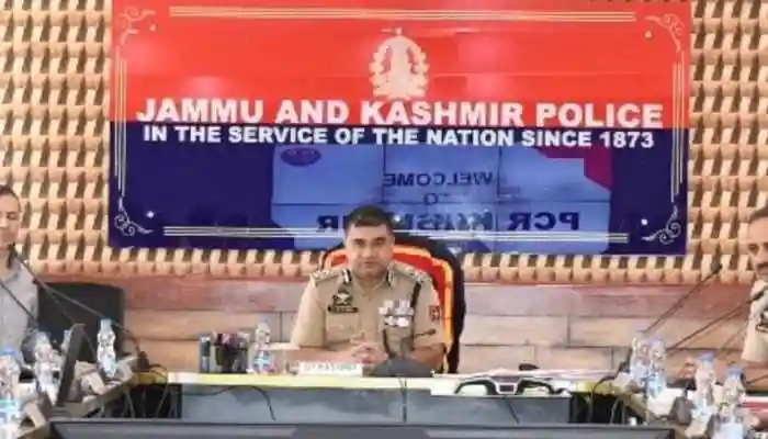 IGP Kashmir V.K. Birdi chaired a security review in Srinagar, stressing zero terror recruitment, stronger intelligence, anti-drug action, online radicalization checks, and tighter district security to sustain peace across the Valley. Inspector General of Police (IGP) Kashmir Zone, V.K. Birdi, chaired a high-level security review meeting at the Police Control Room (PCR) in Srinagar to evaluate the overall security landscape across the Kashmir Valley.