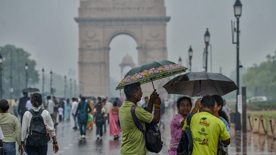 IMD has forecast light to moderate rainfall in Delhi and surrounding areas and issued a “yellow alert” for the region. Light rain battered parts of Delhi and the National Capital Region (NCR) on Sunday evening. The India Meteorological Department (IMD) has forecast light to moderate rainfall in Delhi and surrounding areas and issued a “yellow alert” for the region, urging residents to stay updated on weather developments.