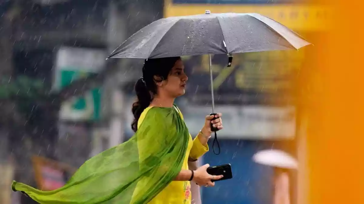 IMD Issues Heavy Rain Alert