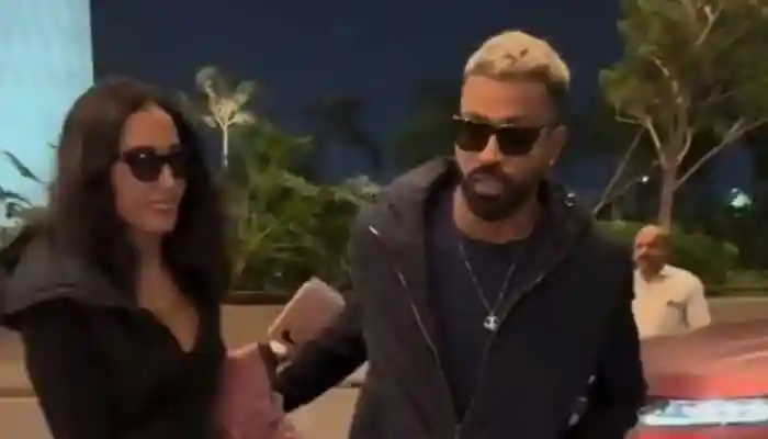 In a buzz-worthy sighting, cricketer Hardik Pandya and model Maheika Sharma were spotted twinning at Mumbai airport. sparking relationship rumours. Cricketer Hardik Pandya has once again grabbed headlines — not for his on-field performance, but for rumours about his new relationship. Speculations around Hardik dating model Maheika Sharma gained traction after the two were spotted at Mumbai airport.In a buzz-worthy sighting, cricketer Hardik Pandya and model Maheika Sharma were spotted twinning at Mumbai airport. sparking relationship rumours. Cricketer Hardik Pandya has once again grabbed headlines — not for his on-field performance, but for rumours about his new relationship. Speculations around Hardik dating model Maheika Sharma gained traction after the two were spotted at Mumbai airport. Dressed in matching black outfits, the duo appeared together in what seemed like their first public outing. While neither of them has confirmed the relationship, their coordinated look and comfortable chemistry have left fans wondering if they've just made things official.