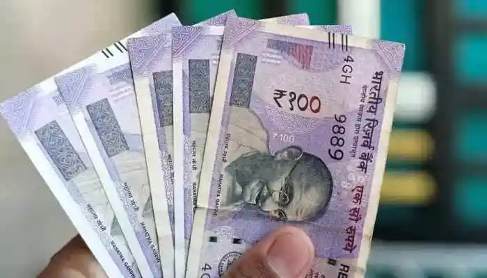 In a LinkedIn post, Sujith SS, founder of Moneydhan.com, shared how a couple was able to beat home loan interest without having to make additional repayments by investing in SIP. New Delhi: A Bengaluru couple earning Rs 1 lakh each offset the interest burden of Rs 80 lakh home loan by investing smartly.In a LinkedIn post, Sujith SS, founder of Moneydhan.com, shared how a couple was able to beat home loan interest without having to make additional repayments by investing in SIP.New Delhi: A Bengaluru couple earning Rs 1 lakh each offset the interest burden of Rs 80 lakh home loan by investing smartly.In a LinkedIn post, Sujith SS, founder of Moneydhan.com, shared how a couple was able to beat home loan interest without having to make additional repayments by investing in SIP.Sharing the LinkedIn post, Sujith SS said that a couple earning Rs 1 lakh each took a 20 year home loan in 2022 at 8.5 percent interest, locking in an EMI of Rs 69,426. Over 20 years, they would pay the bank Rs 1.67 crore.  