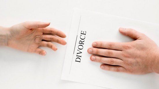 In a September 12 Reddit post, a man described a poignant and emotional experience of a Zoom divorce hearing, highlighting the complexity of ending a long-term relationship. He shared that the divorce hearing was a difficult experience for both parties, with both Redditor and his ex-wife showing visible signs of distress. <strong>Also read |</strong><strong> How to support your partner through mental health challenges and actually strengthen your bond even further</strong>