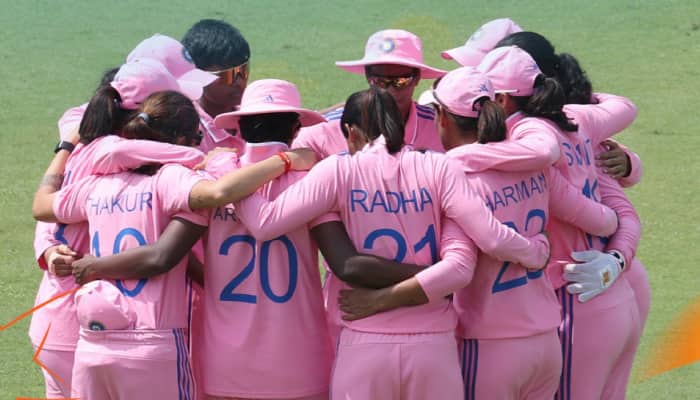 In a thrilling encounter at the Arun Jaitley Stadium in Delhi, the Indian women's cricket team staged a remarkable fightback against Australia in the third ODI of the series on September 20, 2025. In a thrilling encounter at the Arun Jaitley Stadium in Delhi, the Indian women's cricket team staged a remarkable fightback against Australia in the third ODI of the series on September 20, 2025. Chasing a mammoth 413 runs, India fell short by just 43 runs, finishing at 369, which is now the highest score in a losing cause in women's ODI cricket history.