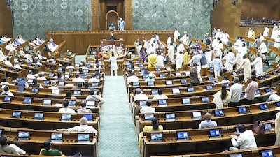 In an unprecedented turn of events, the ongoing standoff between the Modi government and the Opposition has deepened, reflecting a complete breakdown of trust in parliamentary functioning. The trigger has been the introduction of three constitutional and anti-corruption bills – Constitution (130th Amendment) Bill, 2025, Government of Union Territories (Amendment) Bill, 2025, Jammu and Kashmir Reorganisation (Amendment) Bill, 2025 – by Home Minister Amit Shah, which sparked uproar in Parliament. The situation escalated when a few opposition members went as far as tearing copies of the bills during proceedings. In response, the government referred the contentious bills to a Joint Parliamentary Committee (JPC).