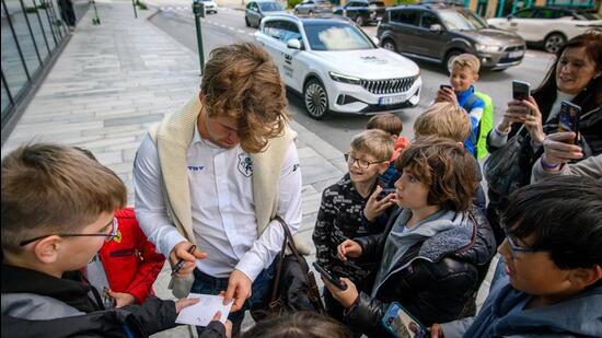 In the land of winter sports, Magnus Carlsen has made chess mainstream and cool — drawing record TV audiences, inspiring thousands of children, and becoming the face of a sport once seen as niche and geeky Stavanger, Norway: Almost everyone who visits the commercial bank in Stavanger to cash in on some chess has a Carlsen story to tell. We’ll stick to a couple.