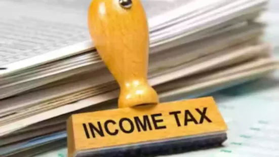 <strong>Income Tax Refund Delay 2025:</strong> Many taxpayers are still waiting for their income tax refunds, even as the payouts this year have