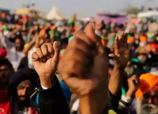 Income tax staff warn of nationwide agitation in April-May