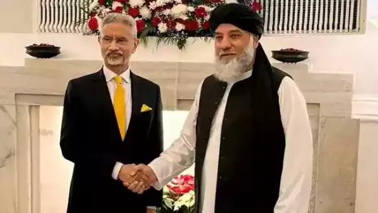 During his ongoing five-day visit to New Delhi, Afghanistan's Minister of Industry and Commerce, Al-Haj Nooruddin Azizi, met with members of the Spices Board