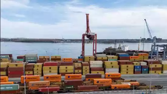 India and Canada will begin negotiations towards free trade deal early next year