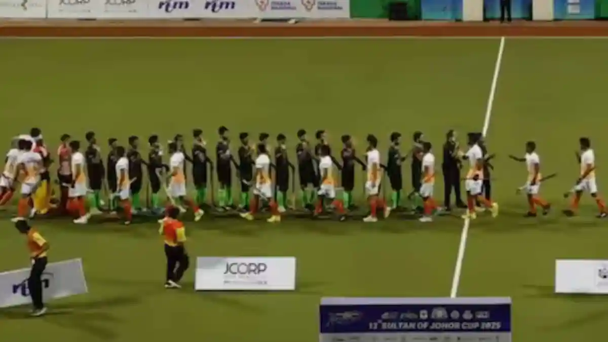 India and Pakistan's junior men's hockey players exchanged high-fives and handshakes before their Sultan of Johor Cup match in Johor Bahru, Malaysia, on Tuesday, October 14. After the national anthems of both countries were played at the stadium, the teams greeted each other despite recent sporting tensions between the two nations.India and Pakistan's junior men's hockey players exchanged high-fives and handshakes before their Sultan of Johor Cup match in Johor Bahru, Malaysia, on Tuesday, October 14.After the national anthems of both countries were played at the stadium, the teams greeted each other despite recent sporting tensions between the two nations.Following ‘Operation Sindoor,' the Indian cricket team did not shake hands with Pakistani players during their recent Asia Cup matches, including the final, which led to Pakistan lodging a protest with the Asian Cricket Council and the ICC.The Indian women's cricket team too did not shake hands with the Pakistani counterpart when the two sides met in the ICC Women's Cricket World Cup 2025 in Colombo.