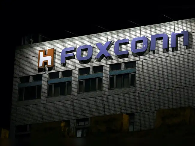 India does not expect significant disruption to Foxconn's operations in the country after the iPhone assembler ordered some employees from China to return home over the past few months, a top Indian government official said this week.<br><br> 