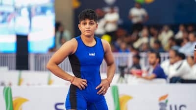 India's Antim Panghal kept the nation's medal hopes alive at the World Wrestling Championships on Wednesday after pulling off a dramatic last-second takedown against China's Jin Zhang in the women's 53kg quarterfinals. The victory sent the young Indian star into the semifinals, where she will face a formidable challenge against Lucia Yepez Guzman of Ecuador, the Paris Olympics silver medalist.
