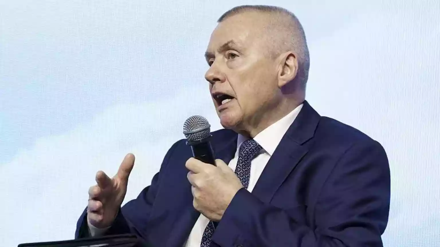 India's aviation market is poised for significant expansion but remains constrained by a limited number of widebody aircraft, Willie Walsh