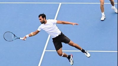 India's Yuki Bhambri, partnering with New Zealand's Michael Venus, has advanced to the men's doubles semifinals of the US Open 2025. The Indo-Kiwi pair stunned the 11th-seeded duo of Nikola Mektic and Rajeev Ram with a commanding 6-3, 7-6, 6-3 victory on Court 17 in New York on Thursday.