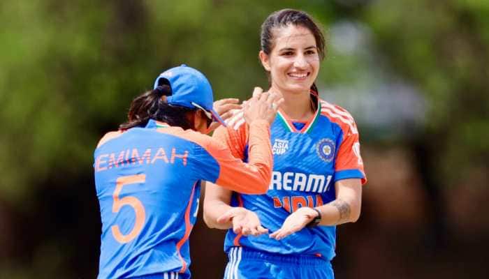 India will be playing a three-match ODI series against Australia in the leadup to the ICC Women's ODI World Cup 2025. India women's head coach, Amol Muzumdar has given a key update on fitness of star pacer Renuka Singh ahead of the ODI series against Australia and the upcoming ICC Women's ODI World Cup 2025.