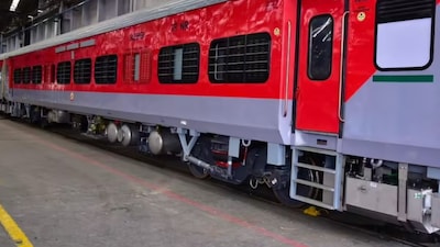 Indian Railways is all set to introduce a new Rajdhani Express, the first in six years. The previous Rajdhani service was launched in 2019 between Mumbai CSMT and Delhi, while the very first Rajdhani ran back in 1969 connecting New Delhi and Howrah. This upcoming train will be the 26th Rajdhani Express and will link Sairang in Mizoram directly with Anand Vihar Terminal in Delhi, providing the first direct train connection between the northeastern state and the national capital.
