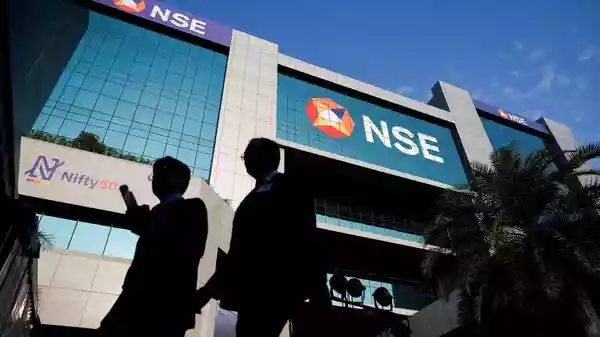 US President Donald Trump appears intent on bringing the conflict with Iran to a close. With the midterm election in November approaching